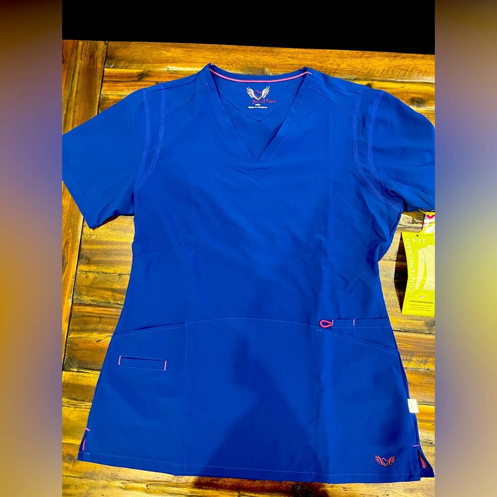 Smitten scrub top